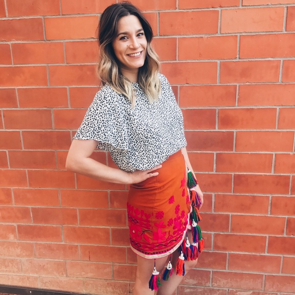 Black Indie Tassel Skirt - Picture 2 of 7